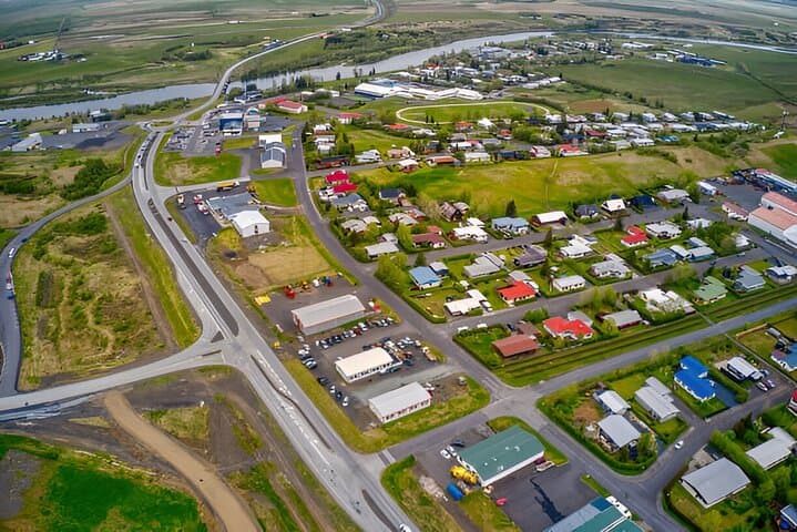 Highlands Bus Transfer: Landmannalaugar To Hella / Reykjavik
