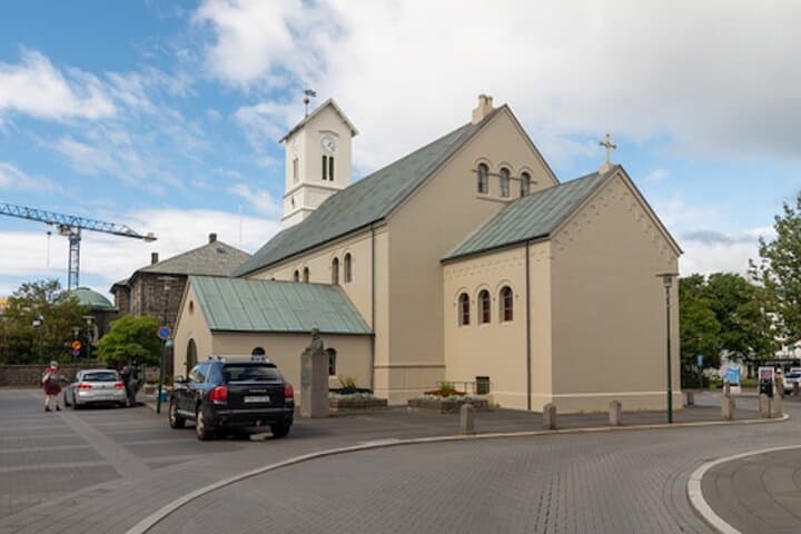 Reykjavik Viking Roots to Modern Marvels Self Guided Walking Tour
