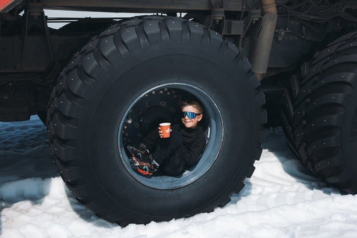 Can your kid fit inside the wheel?