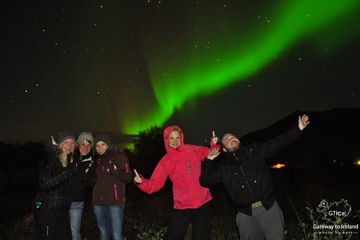 Northern Lights Tour in Minibus from Reykjavik