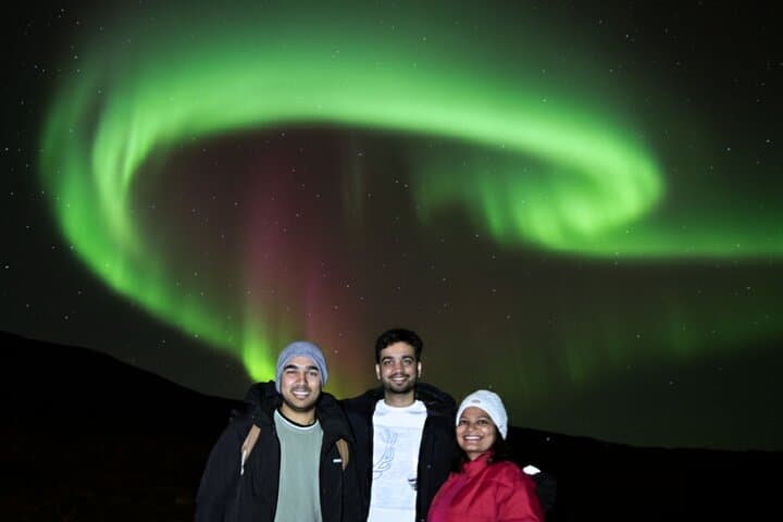 Northern Lights & Hot Choco: Private 4x4 Tour from Reykjavik