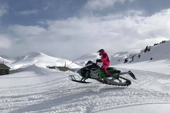 Landmannalaugar Highland Snowmobile 2 Days Expedition