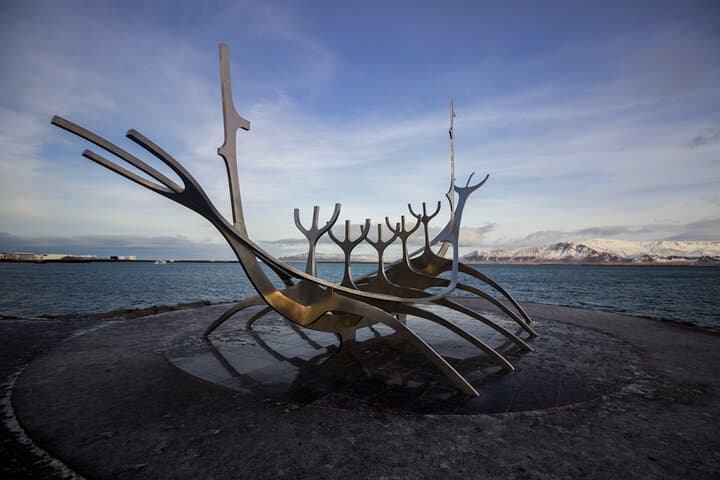 Private Reykjavík City and Reykjanes Day Tour