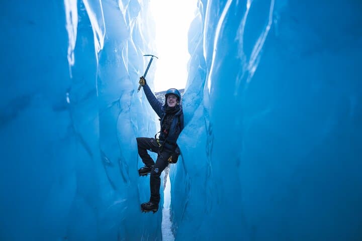 Sólheimajökull Glacier Hike & Ice Climbing Intro - Small Group