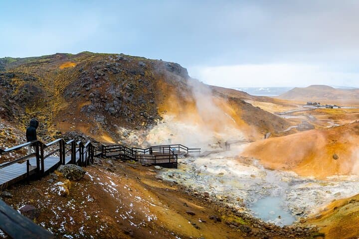 Private Reykjanes Tour and Blue Lagoon Spa (1 - 7 pax)