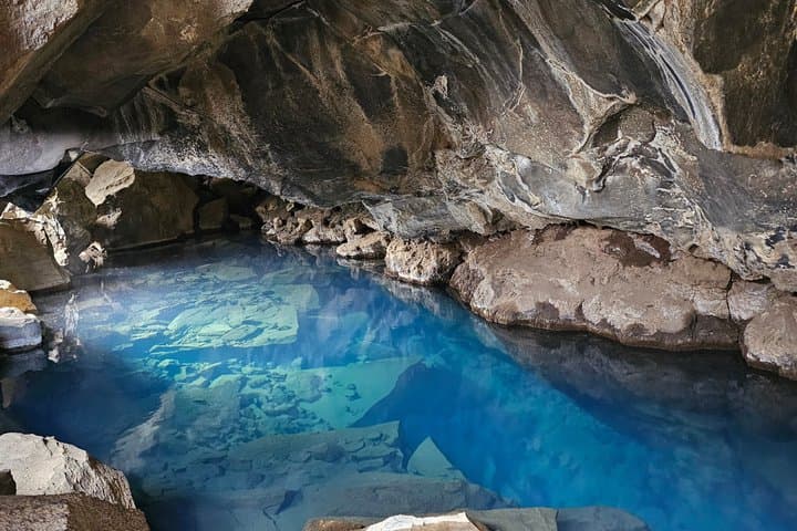 Private Lake Myvatn and Dettifoss Tour from Akureyri