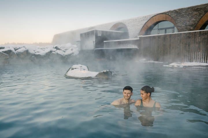 South Coast Private Tour with Laugaras Lagoon from Reykjavik