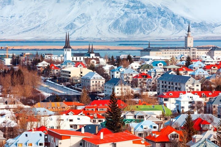 Keflavik Area Hotels and Reykjavik Cruise Port: Private Transfer