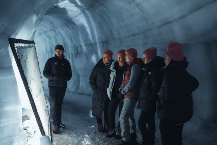 Private Silver Circle and Glacier Tour from Reykjavik