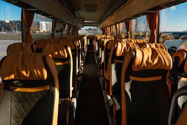 Airport Transfer: Reykjavik Center to Keflavik Airport in Iceland