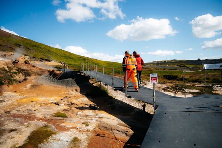 Hengill ATV Tour with Transfers from Reykjavík